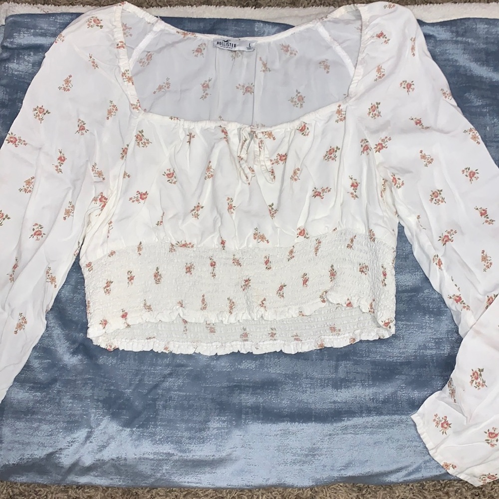 Floral long sleeved crop top